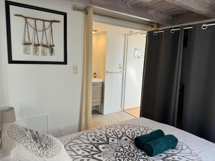 Ღ L'Entr'Act • Au Coeur De Ville Et Du Vieux Port La Rochelle  Ngoại thất bức ảnh
